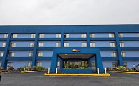 Baymont By Wyndham Davenport